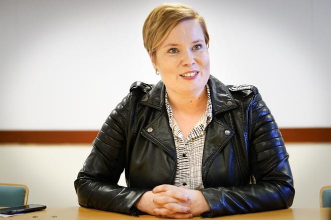 Terveystalon liiketoimintajohtaja Laura Räty vakuuttaa, että juuri käsittelyssä oleva valinnanvapauslaki takaa, ettei yksityinen terveysbisnes voi kääriä ylisuuria voittoja. Kuva: Samppa Toivonen