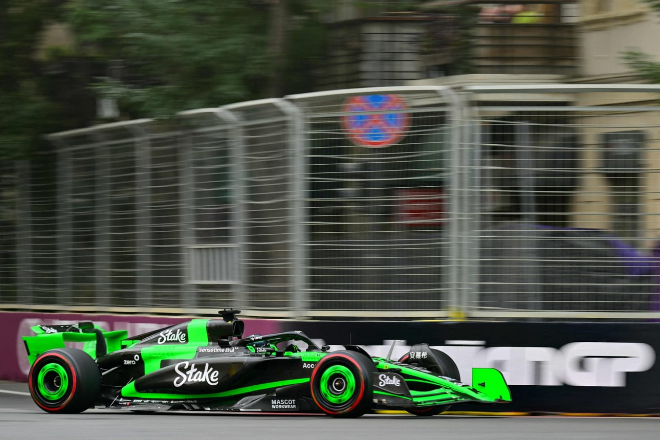 Valtteri Bottas jahtaa edelleen kauden ensimmäisiä pisteitään. LEHTIKUVA / AFP