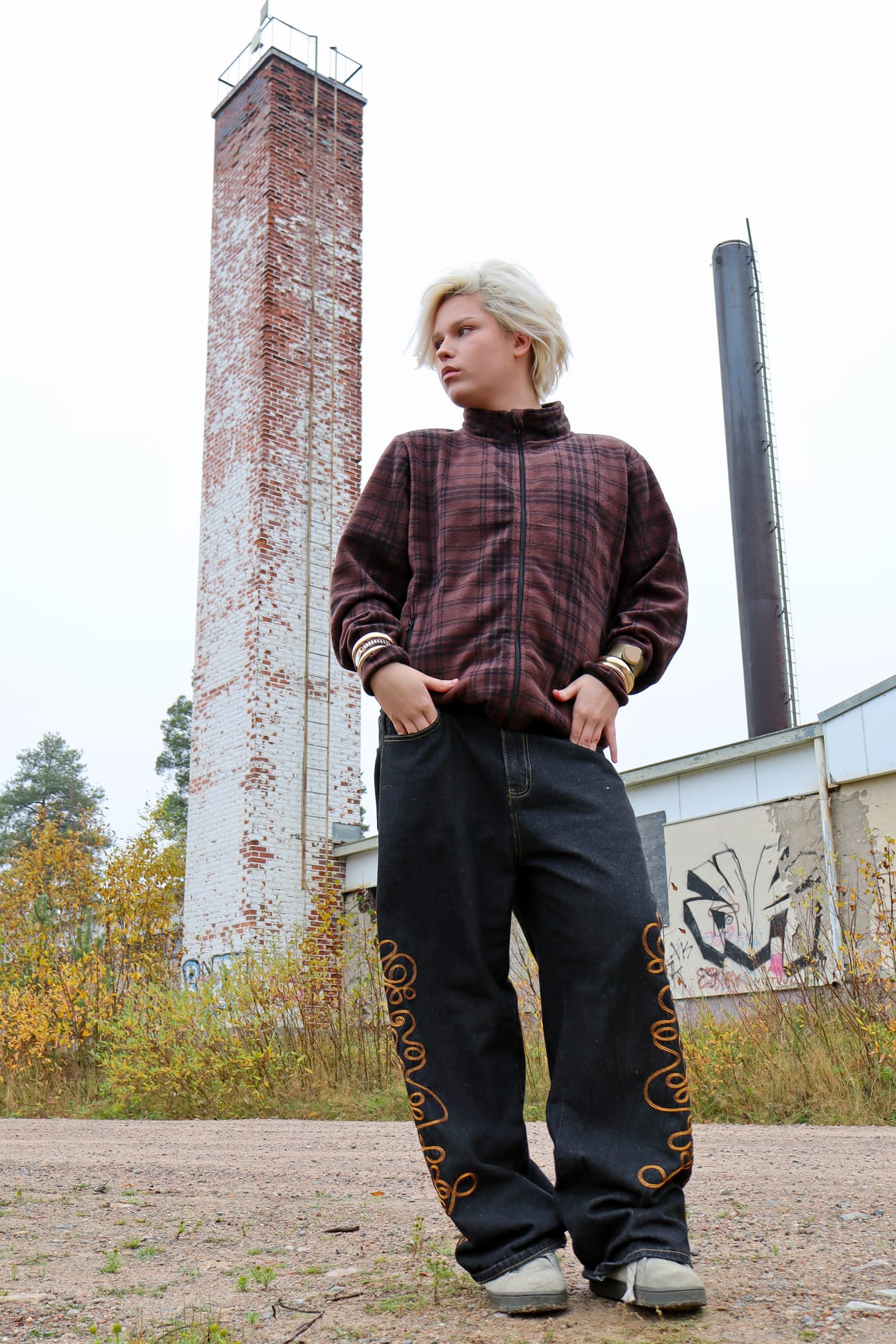 Pudasjärveläinen Eetu Inkeröinen, 19, ei ole saanut tulla itse kaapista ulos homona, vaan se on tehty hänen puolestaan.