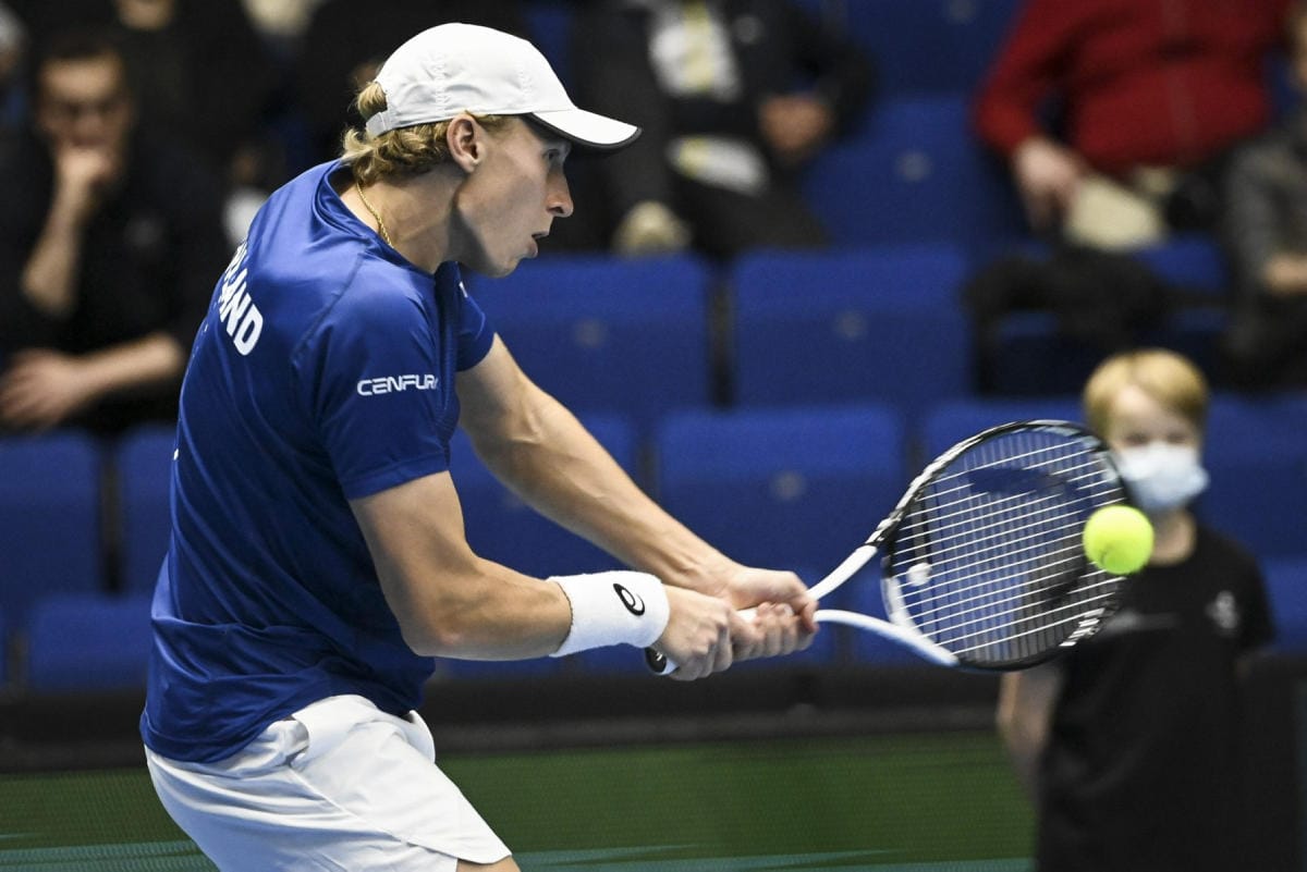 Ruusuvuori maaliskuun alussa Davis cupin ottelussa. Lehtikuva / Emmi Korhonen