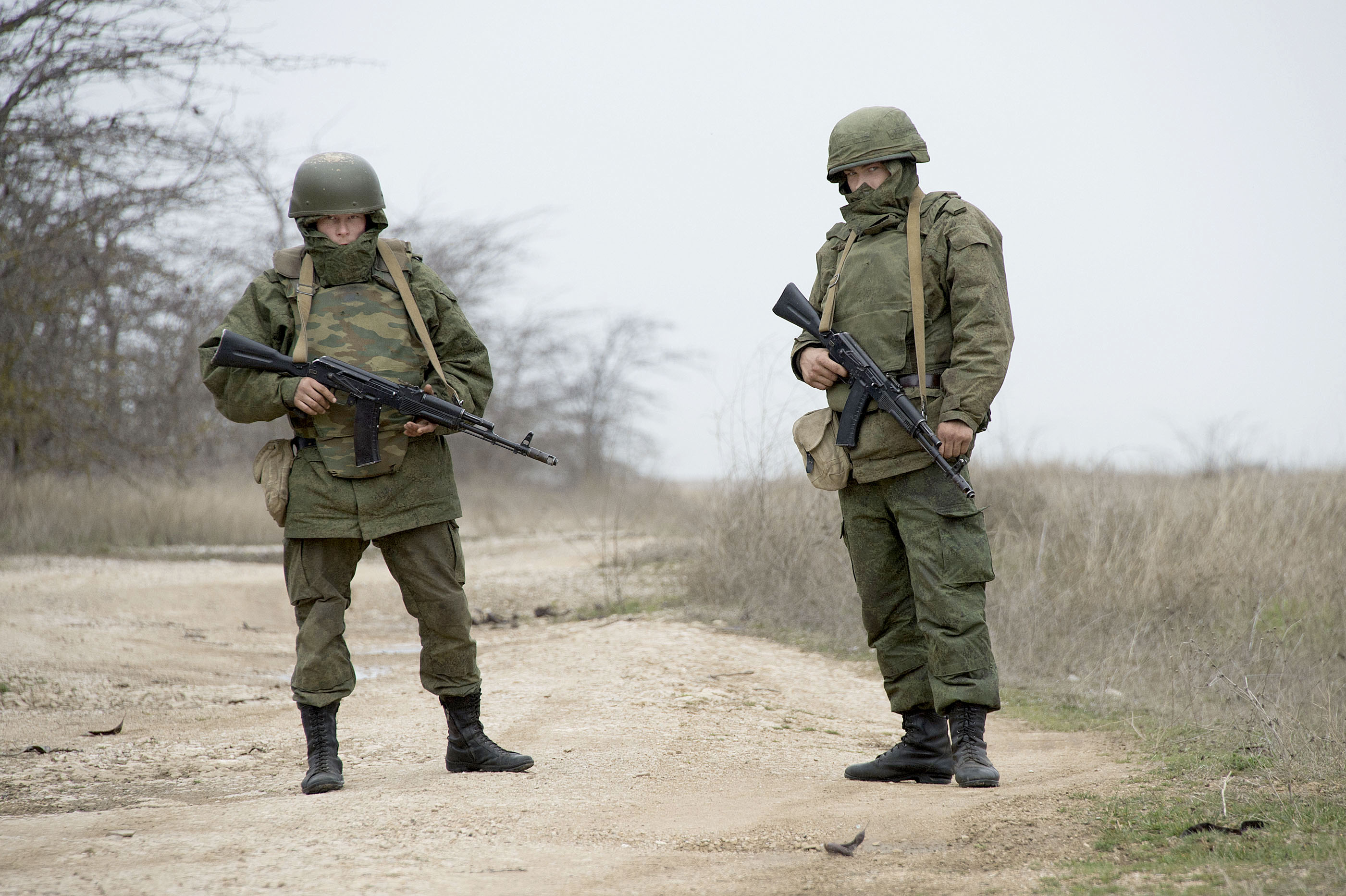 Venäjä uhittelee sotavoimallaan Itä-Ukrainassa – jalkapallon EM-kisat siirrettävä tarvittaessa Pietarista