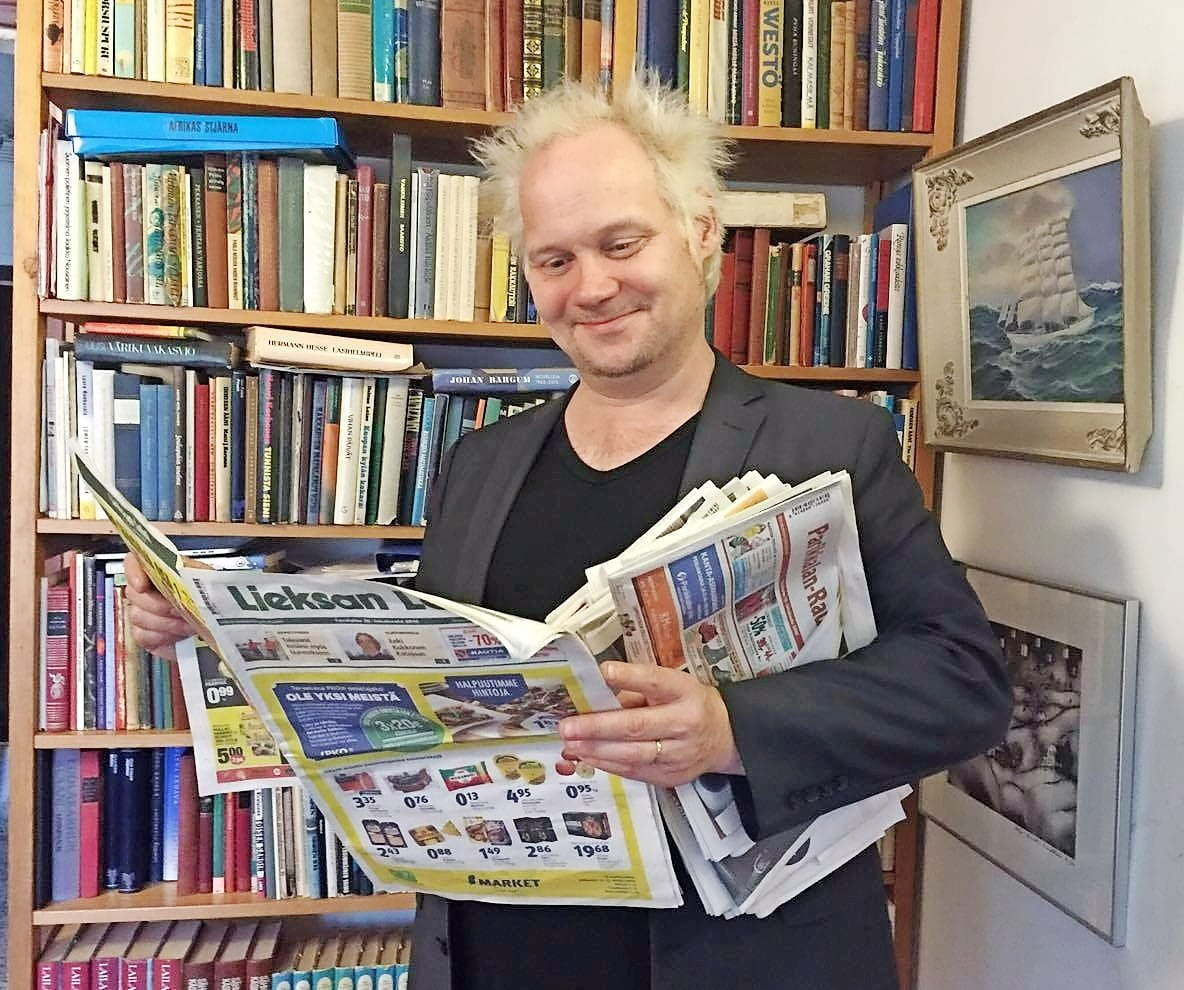 Media-alan ammattilainen Jani Halme arvostaa maakunnissa ilmestyviä paikallislehtiä. Isot mediat voisivat hänen mielestään ottaa niistä oppia. Halme on tilannut 128 paikallislehteä.