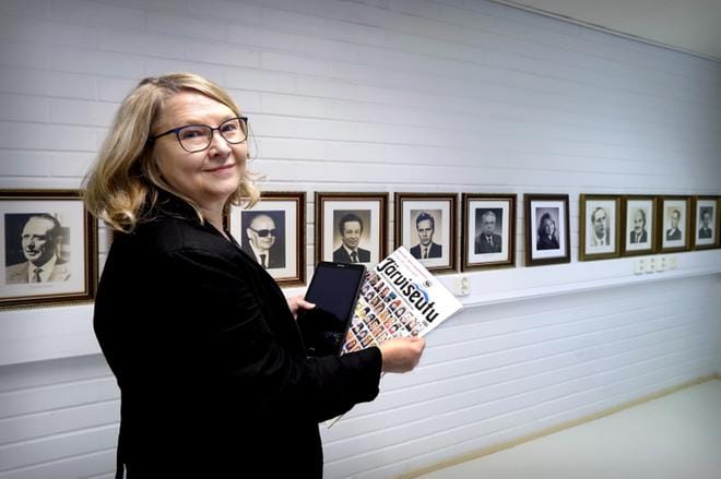 Järviseutu-lehti juhlii ensi vuonna 85-vuotista toimintaansa. 80-vuotisjuhlien yhteydessä lehden päätoimittajien rivistö oli esillä toimituksen tiloissa. KUVA: JOUKO HÄNNINEN