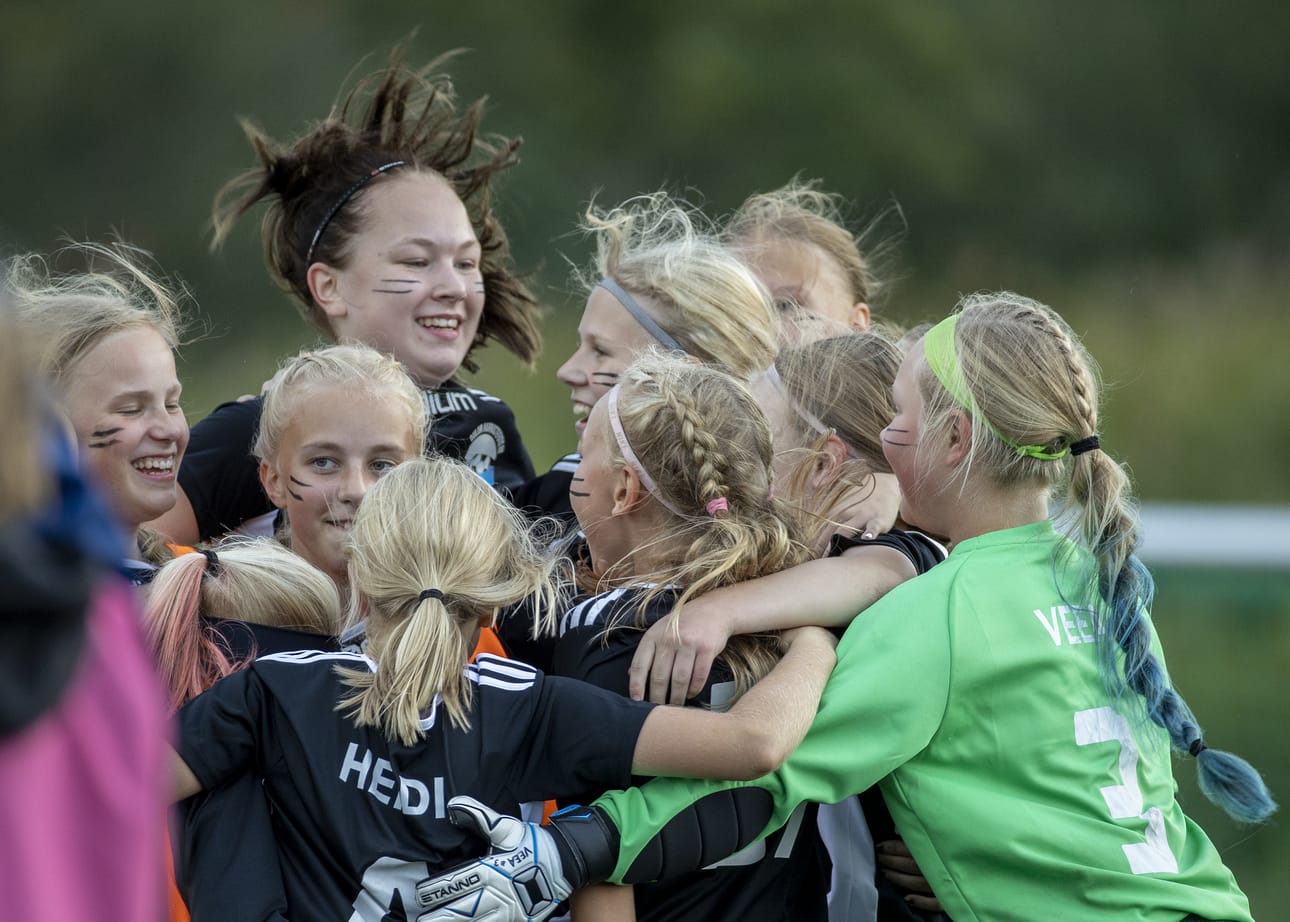 OHF/Musta sai juhlia lauantaina Kaleva Cupin mestaruutta. Joukkue voitti finaalissa Ajax-Sarkkirannan maalein 2–0.