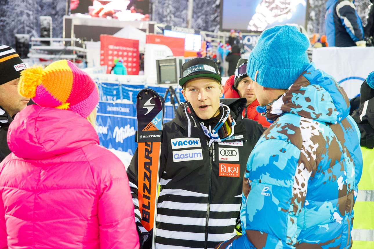 Syntyperäinen lonkkavika on pilaamassa lupaavan alppihiihtouran. Santeri Paloniemi Levillä 2013. Arkistokuva: Kari Kantola