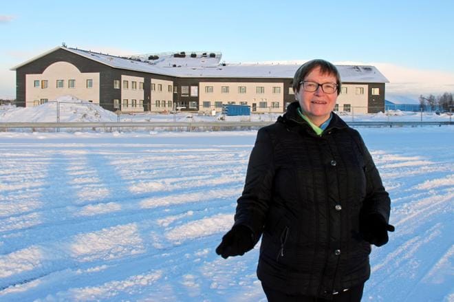 – Kaksineuvoisen ensi vuoden talousarvio on palveluja turvaava, luonnehti kuntayhtymän johtaja Eija Ala-Toppari-Peltola. –Kun Kauhavan kaupungin tytäryhtiön, Kauhavan Hyvinvointikeskus Oy:n, rakennuttama hyvinvointikeskus aloittaa ja sote-uudistus toteutuu, kaikki hyvinvointiasemamme ympäri aluettamme jatkavat toimintaansa. Kuva: Mia Kärkkäinen