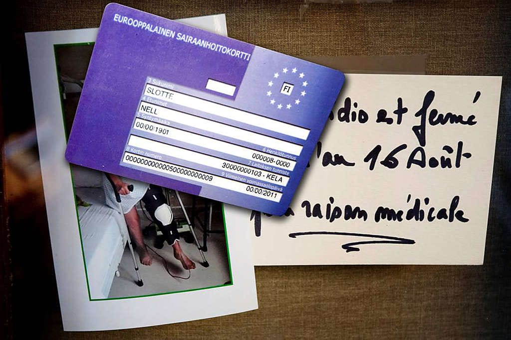 Eurooppalainen sairaanhoitokortti voi pelastaa ulkomailla paljosta äkillisen sairauden tai tapaturman sattuessa. Kortti kertoo, että sen haltijalla on oikeus sairaanhoitoon EU- ja ETA-maissa sekä Sveitsissä samalla hinnalla kuin kyseisen maan kansalaisilla.