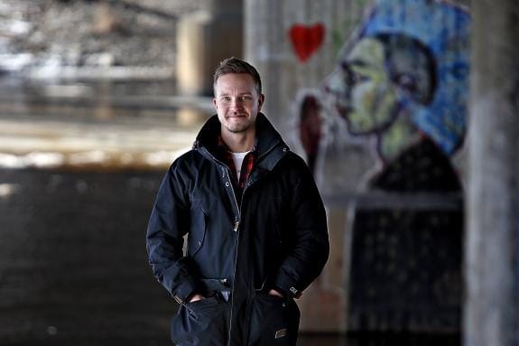 Maailmanympärimatka oli Antti Savolalle elämän paras kokemus. Hän kannustaa muitakin toteuttamaan unelmiaan. KUVA: TOMI KOSONEN