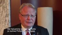 Ruotsin puolustusministeri Peter Hultqvist videohaastattelussa