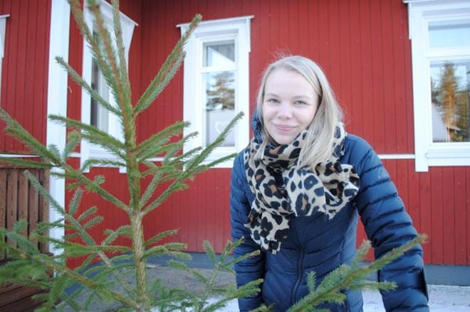 Henni Sippola myöntää, että sopeutuminen elämään sairauden kanssa ottaa aikansa. KUVA: EEVA-LIISA KULJU