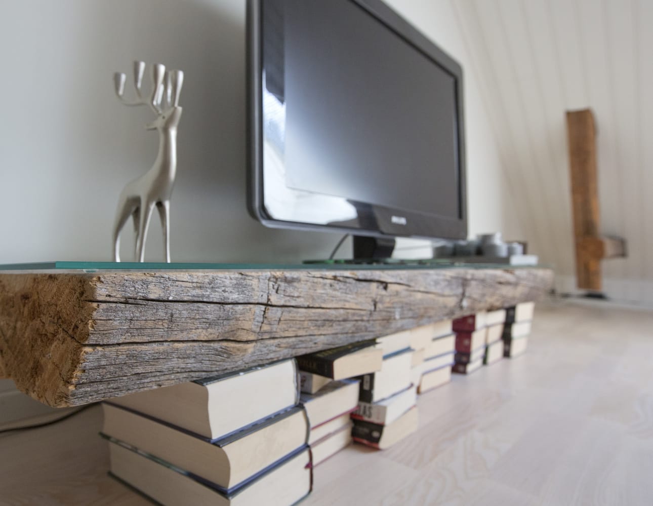 Telia on tarjonnut Kuusamossa ilman yrityksen kaapeli-tv-liittymää jääviä joko hankkimaan oman antennin tai laajakaistan lisäksi Telia TV -palvelun. Kuvituskuva.