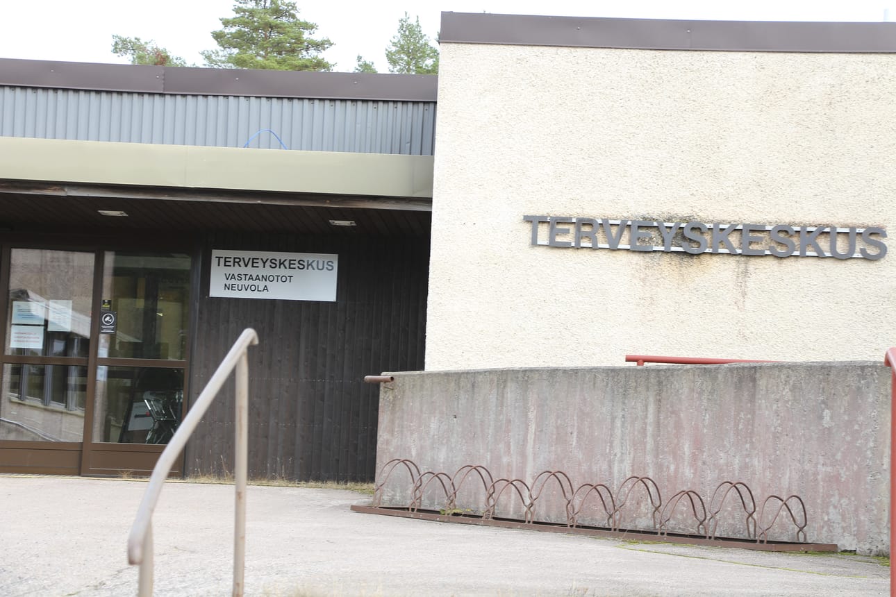 Hyvinvointialue ja Oulaisten kaupunki neuvottelevat terveyskeskuksen rakennuksen kaupasta.