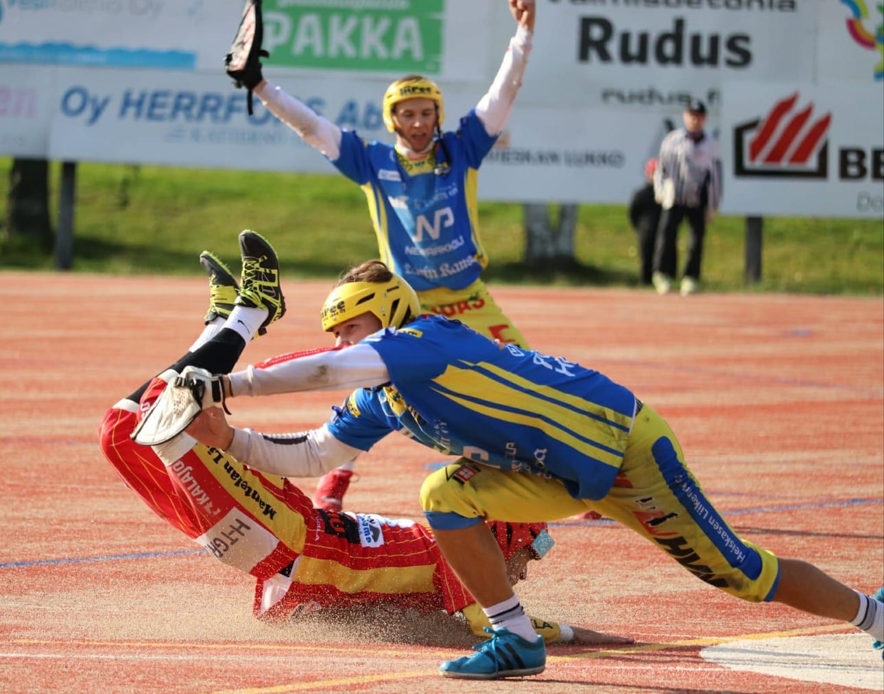 Simon Kiri tarjoilee tänäkin kesänä kutkuttavia pelielämyksiä niin naisten kuin miesten sarjaotteluissa.