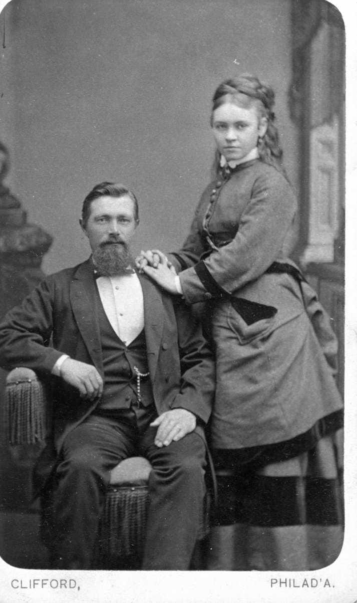 Nuoripari Alma Maria ja Johan Fredrik Sahlström lähti häämatkalle heti vihkimistilaisuuden jälkeen.