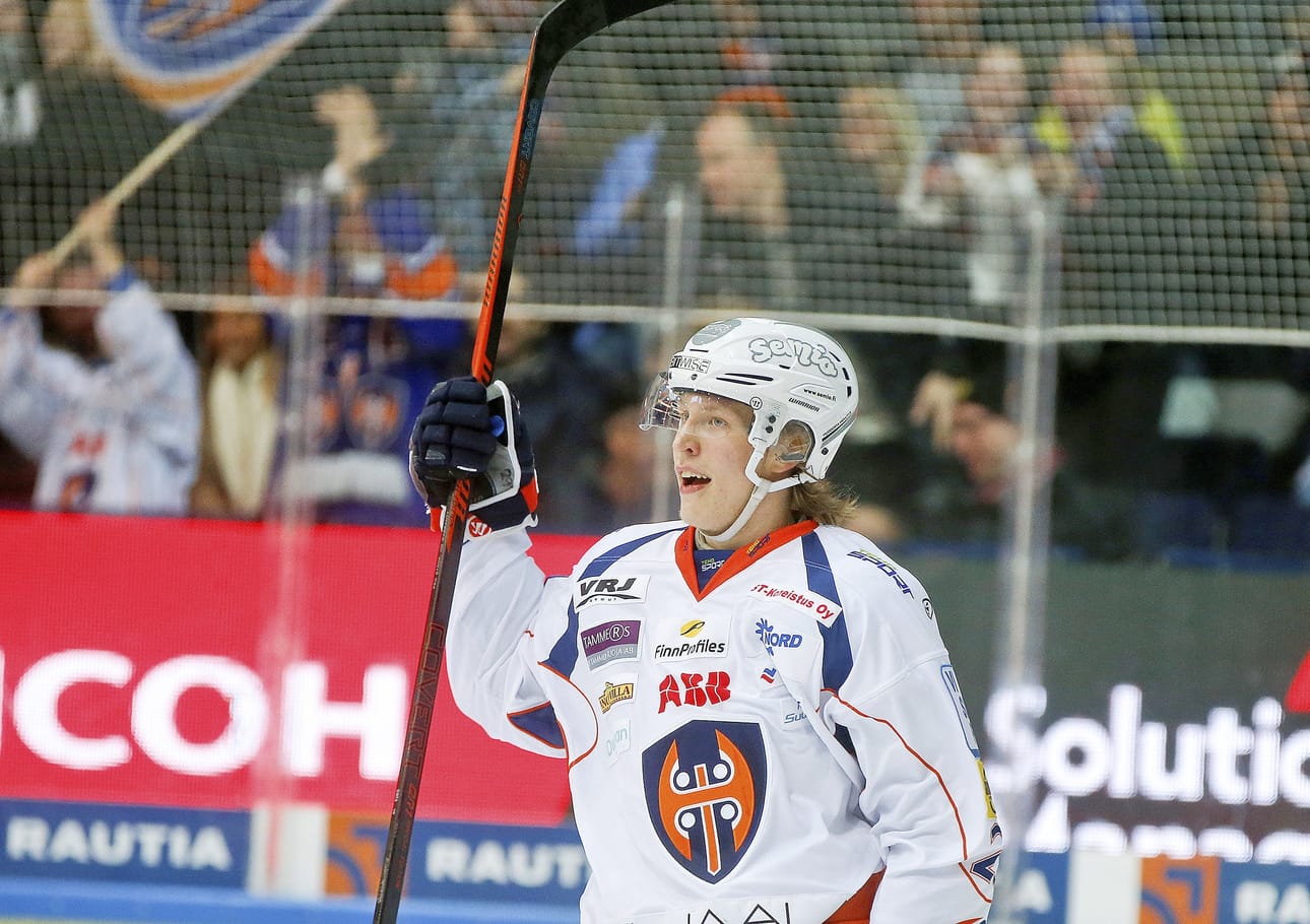 SM-liigaseurat haluavat Patrik Laineesta ja muista NHL:ään lähtevistä tähdistä nykyistä isompia korvauksia.