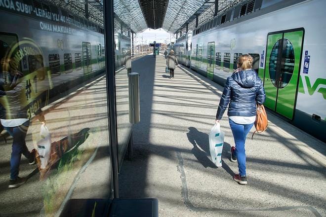 Junamatka Helsingin rautatieasemalta Tampereelle taittuu parinkymmenen vuoden päästä noin tunnissa. Helsinki-Vantaan lentoasemalle pääsee Helsingistä reilussa vartissa ja Tampereelta alle 50 minuutissa.