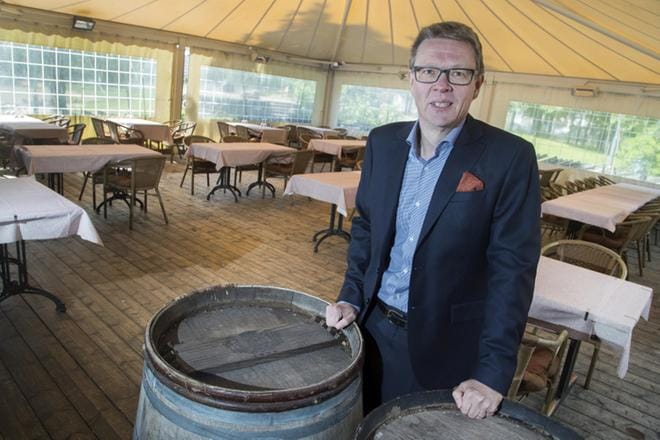 Matkailu- ja Ravintolapalveluiden MaRan toimitusjohtajan Timo Lapin mukaan tavallisesti ravintola-alan myynti huhti–toukokuussa on yli miljardi euroa, nyt 50–100 miljoonaa euroa. KUVA: Mauri Ratilainen