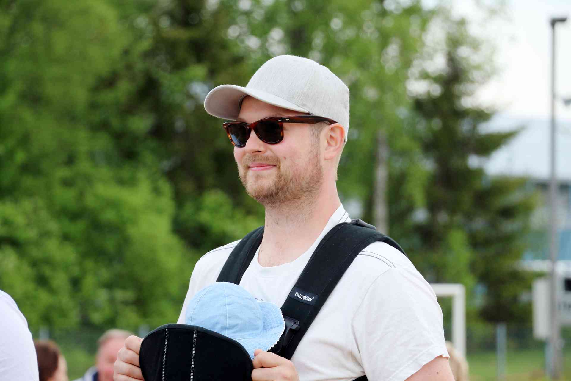 Juhani Lahdenperä kertoo Putouksen olevan katsottu televisio-ohjelma perheessään.