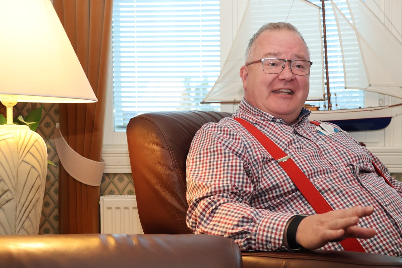 Monista hotellin asiakkaista on vuosien saatossa tullut hyviä tuttuja Asko Wilénille. Heitä jää ikävä. -Tässä on oppinut vaikka mitä kasvihuoneista, tuulivoimasta ja hydrauliikasta. Voisin ruveta vaikka konsultiksi, naureskelee Wilén.