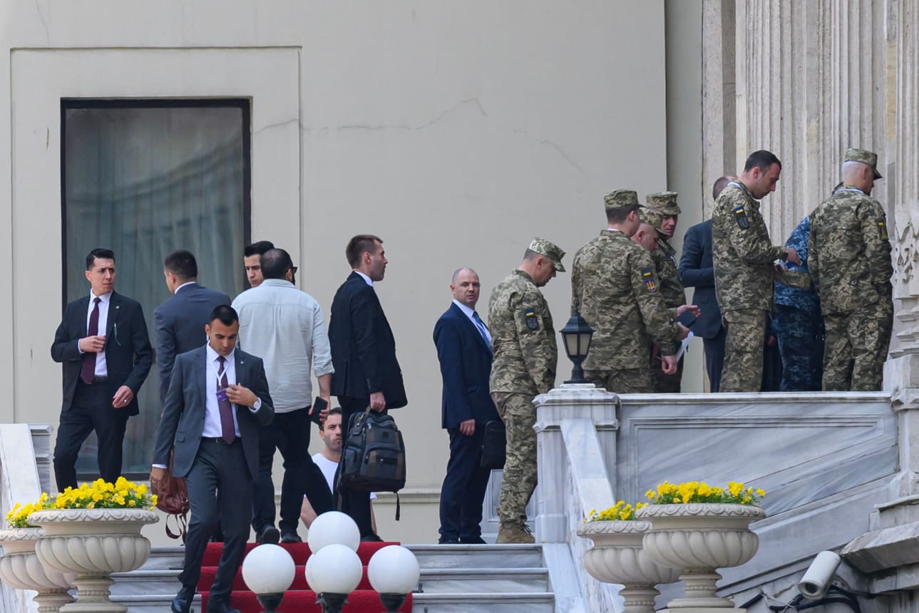 Ennen neuvotteluja ukrainalaiset toivoivat, että Venäjä ei esitä pelkästään vanhoja tuttuja vaatimuksiaan, sanoi ukrainalaislähde AFP:lle. AFP/LEHTIKUVA