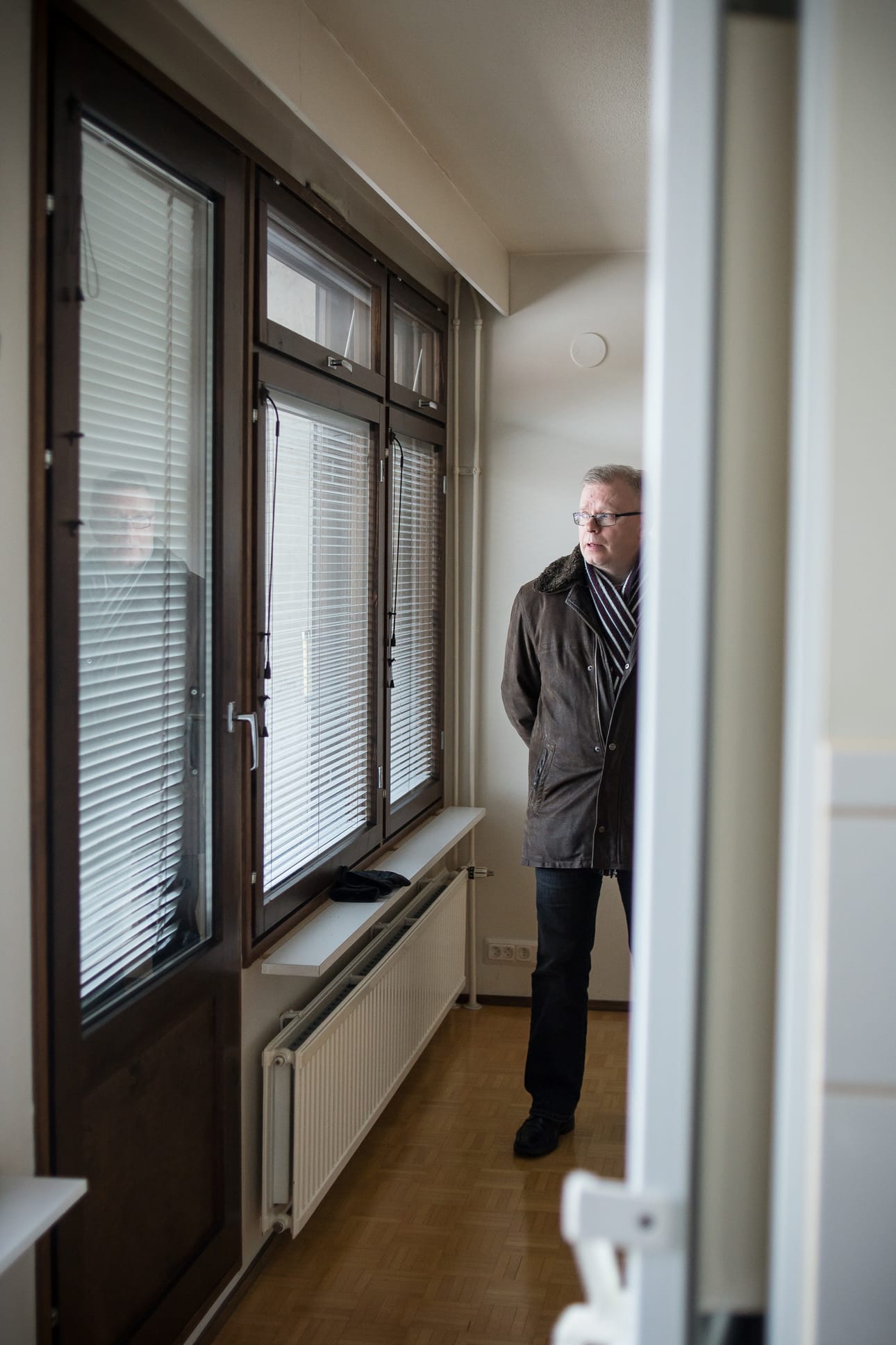 Kari-Pekka Piri arvelee, ettemme ole havainneet asuntomarkkinoiden nopeaa muutosta. Hintaodotukset perustuivat asuntojen arvon jatkuvaan nousuun, joka ei laskukaudella kuitenkaan toimi. Myyjän on pohdittava myykö halvemmalla hinnalla vai laittaako asunnon esimerkiksi vuokralle.