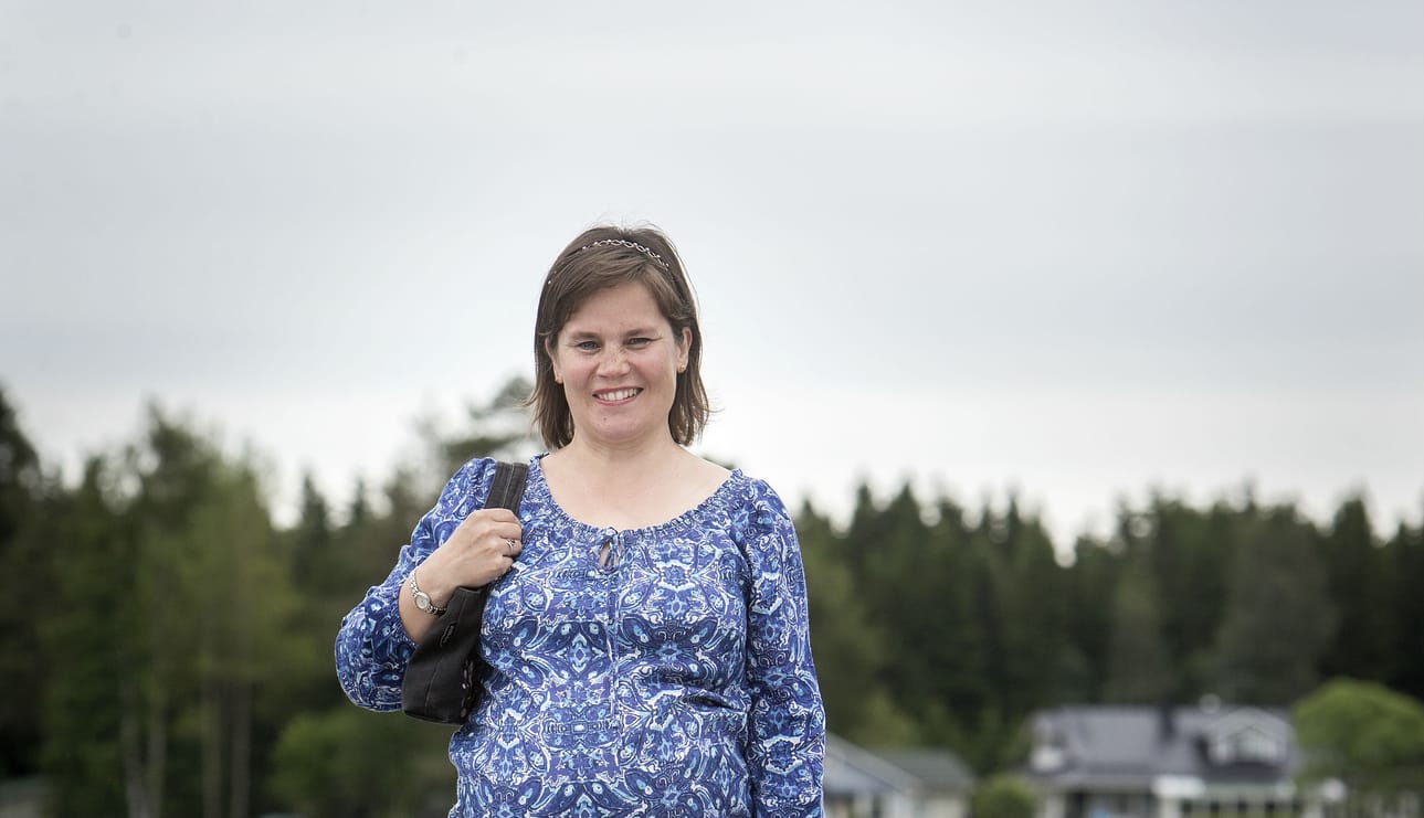 Mirja Vehkaperä sai vauvan viime syksynä. Arkistokuva.