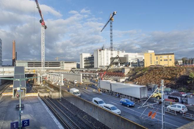 Turun yliopistollisen keskussairaalan laajennus on yksi kohde, johon betonia tarvitaan. Jää vielä nähtäväksi, vaikuttaako betoniteollisuuden lakko valmistumisaikatauluihin. KUVA: Marttiina Sairanen