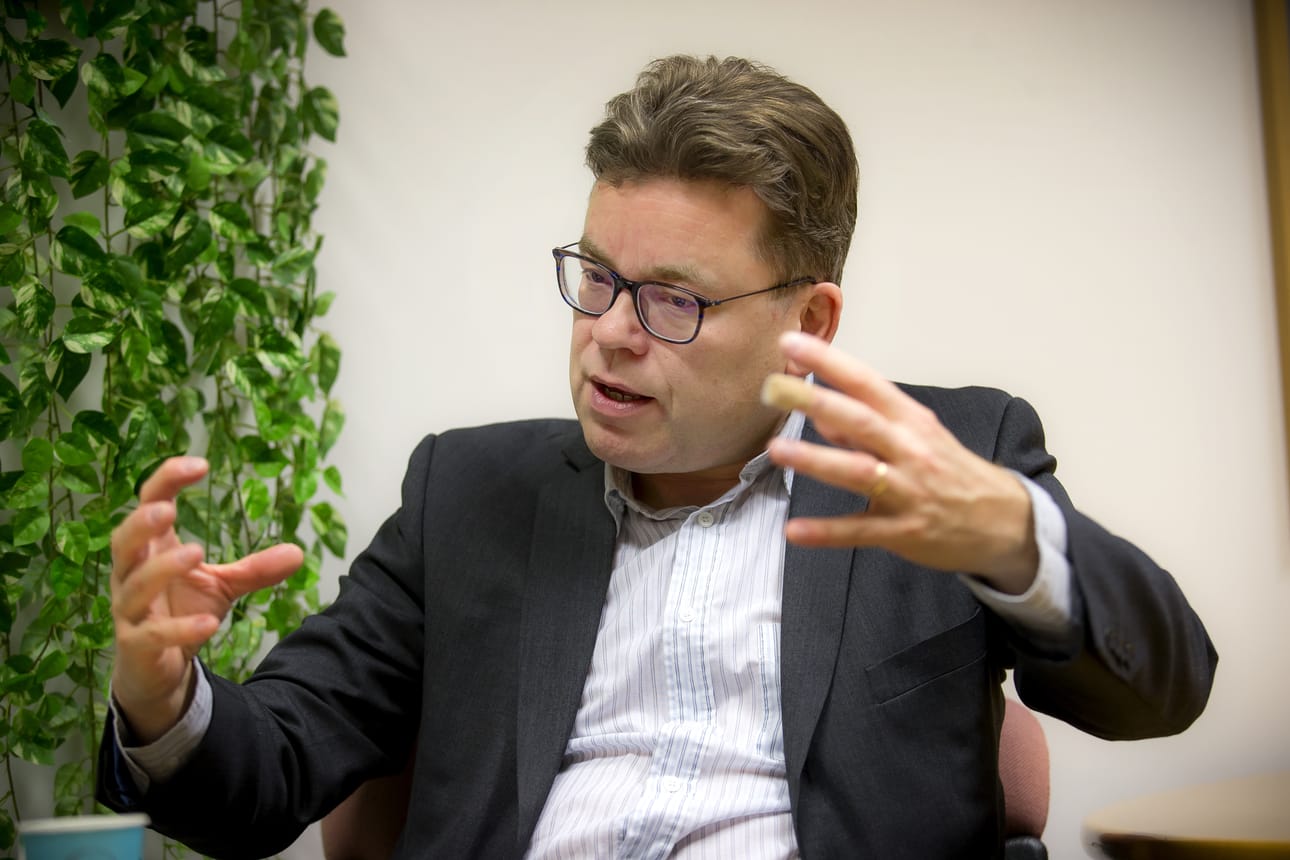 Pasi Pitkänen nostaa Louran saavutuksista esimerkiksi alueen edunvalvonnan yhteisten kärkien määrittämisen ja alueen matkailun kehittämisen Visit Finlandin saaristokonseptin alla.