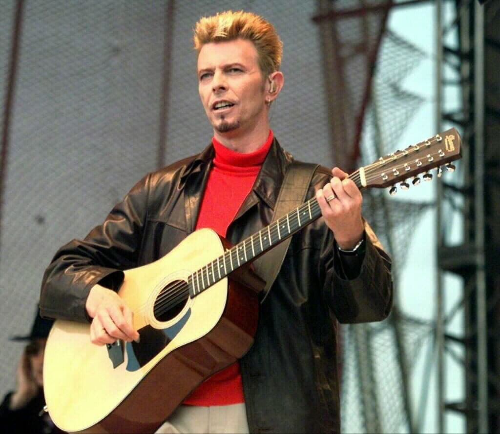 David Bowie esiintyi Turun Ruisrockissa vuonna 1997.