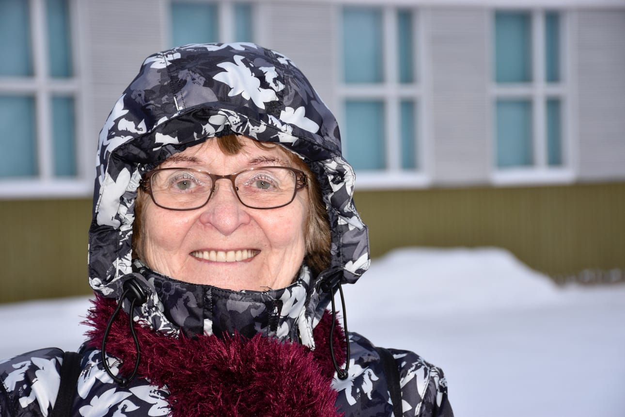 –Kannatan, saataisiin uusia työpaikkoja. Ei uraanikaivoksessa ole mitään pelättävää, sitä voidaan nykyisellä teknologialla nostaa turvallisesti. Helmi Ahola