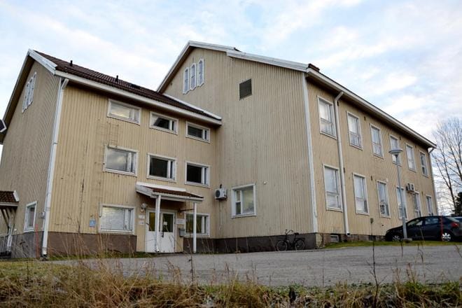 Jurvan hammashoitola toimii niin sanotussa vanhassa sairaalassa. Jikin mukaan hammashoitolan toiminnot olisi järkevintä siirtää Kurikan terveyskeskukseen jo nyt. KUVA: JURVAN SANOMIEN ARKISTO