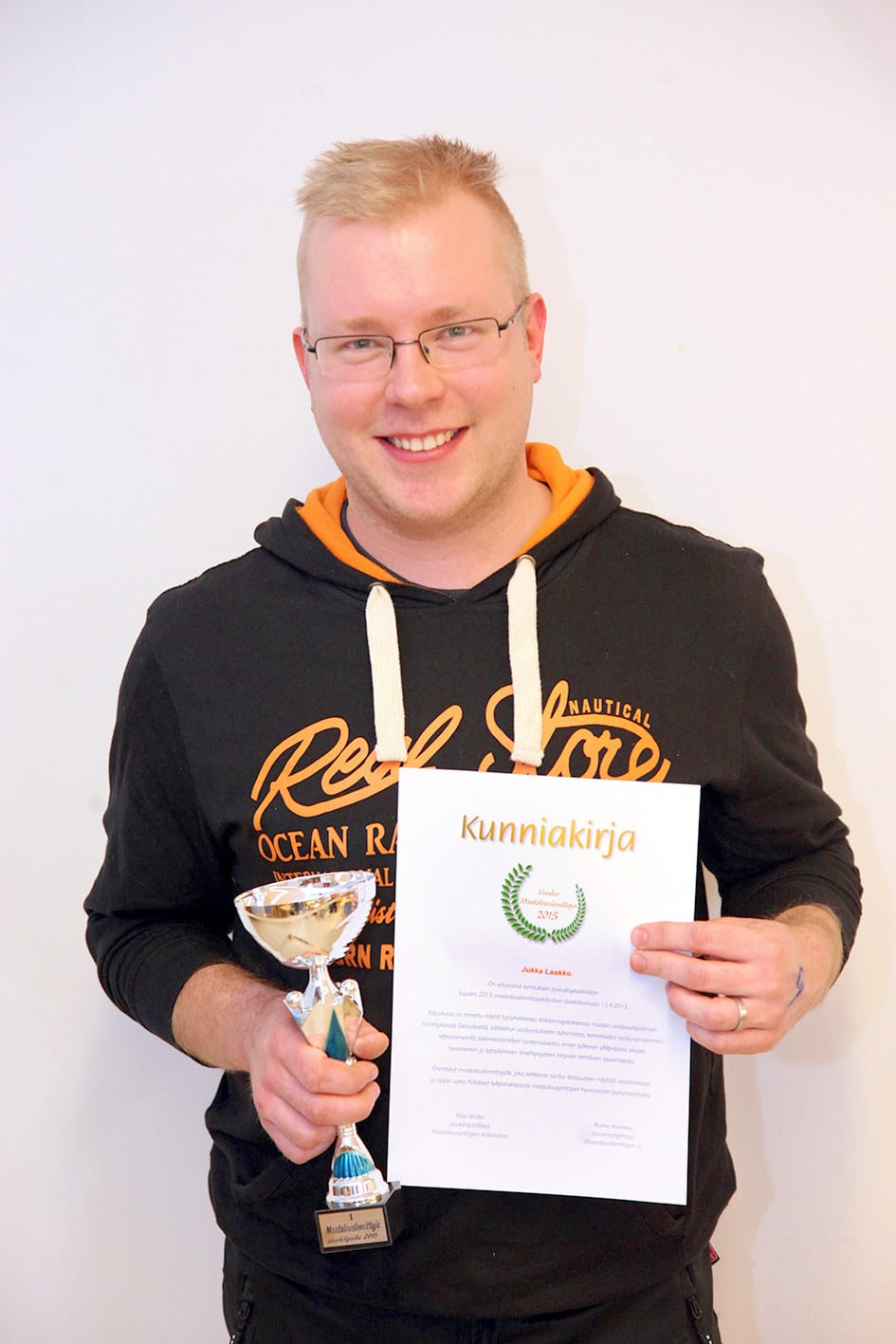 Kestiläläinen Jukka Laakko varmisti Vuoden maatalouslomittaja 2015 -aluekilpailuvoitollaan paikkansa heinäkuussa pidettävään finaaliin.