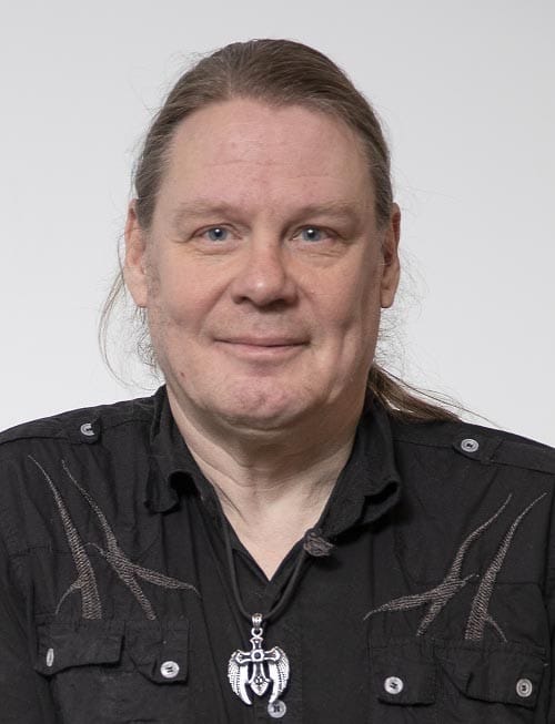 Tutkija Jussi Sohlberg sanoo Villen vahvistavan tiettyä mielikuvaa uskovaisesta ihmisestä.