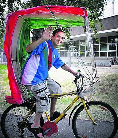 Maailmanmestaruus innoitti Jerome Merlan tekemään pyöräänsä kuomun, jossa on Italian värit.