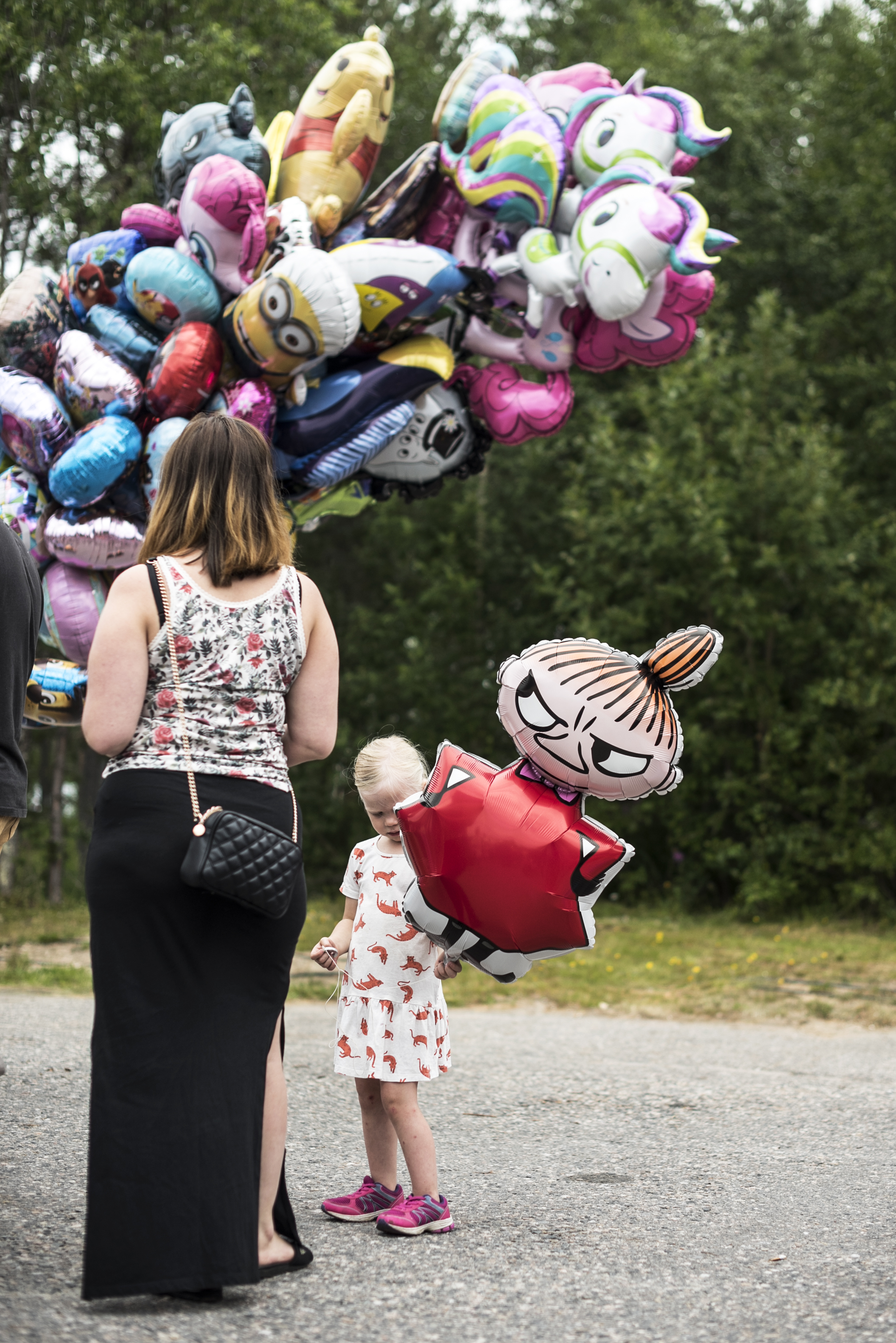 Eevi Pitkänen valitsi itselleen Pikku Myy -ilmapallon.