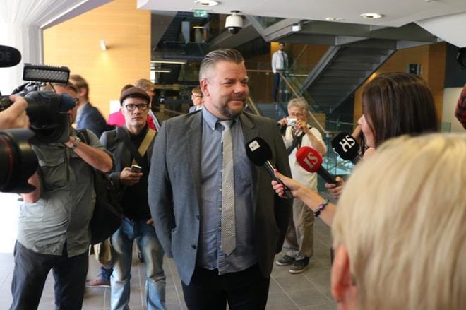 Jari Sillanpää tuomittiin viime viikolla kahdesta huumausainerikoksesta kymmenen kuukauden ehdolliseen vankeuteen. Nyt laulaja on lapsipornokohun keskiössä. KUVA: PETTERI LINDHOLM