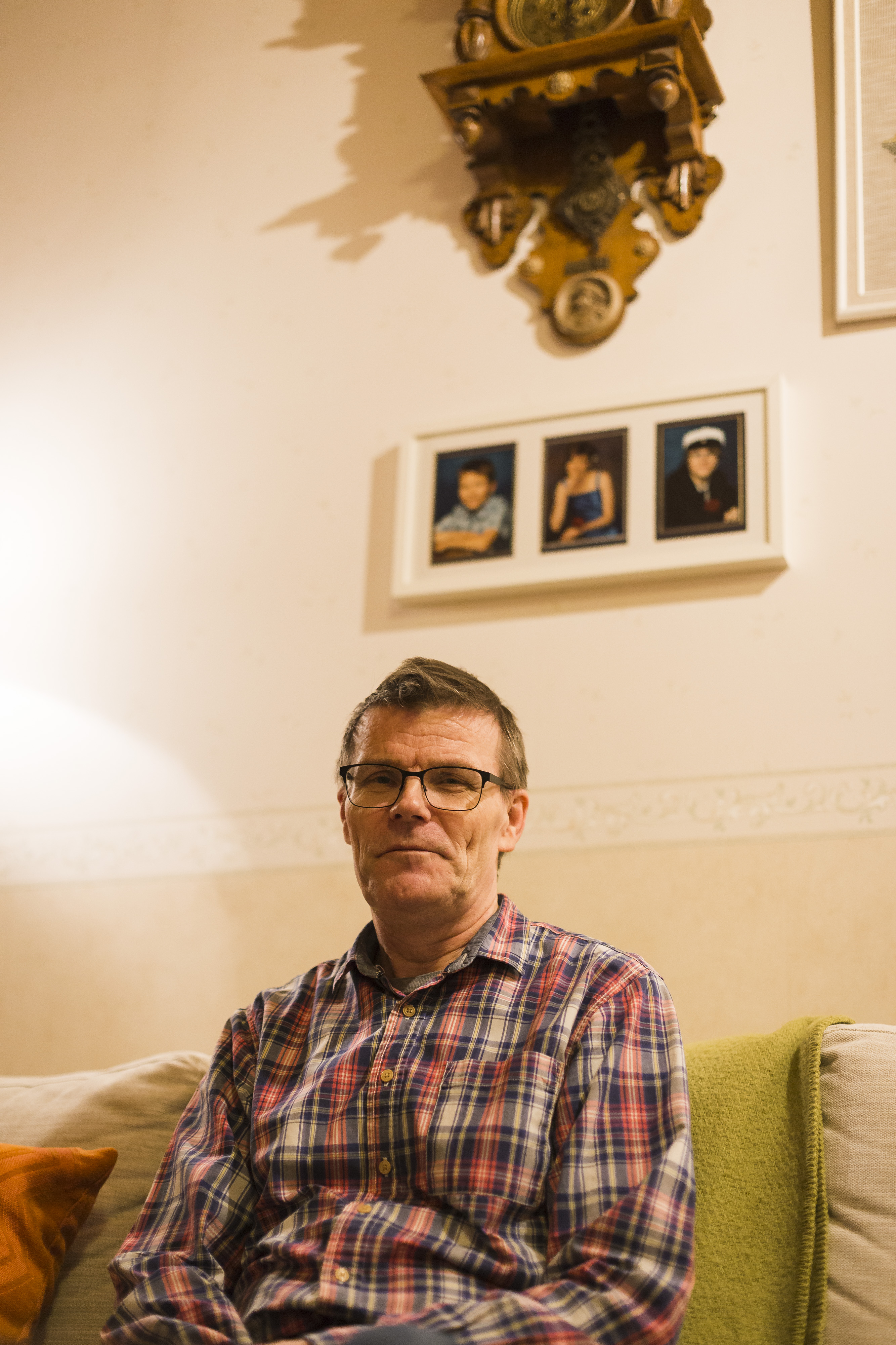 <p>Vanttaja tekee mielellään käsillään. Omakotitalo on pitkälti omin tiedoin ja taidoin rakennettu. ”Viime vuonna remontoin kylpyhuoneen ja saunan lattiasta kattoon. Puoli vuotta siinä meni, mutta tulipahan valmista”, Vanttaja virnistää.</p>