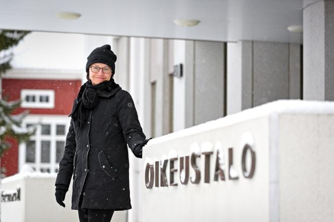 Varatuomari Elina Pajulan mukaan asianajotoimiston työ perintöasioissa on yleensä neuvontaa tai testamenttien ja muiden asiakirjojen tekemistä. Oikeuteen perintöriitoja viedään Etelä-Pohjanmaalla vain erittäin harvoin. KUVA: KARI LÖFHJELM
