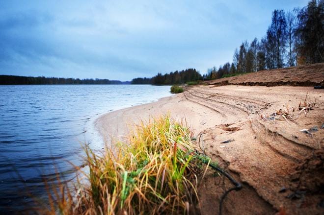 Sinilevää on havaittu vain vähän Etelä-Pohjanmaan ely-keskuksen alueen vesissä. Kuva: Matti Hautalahti