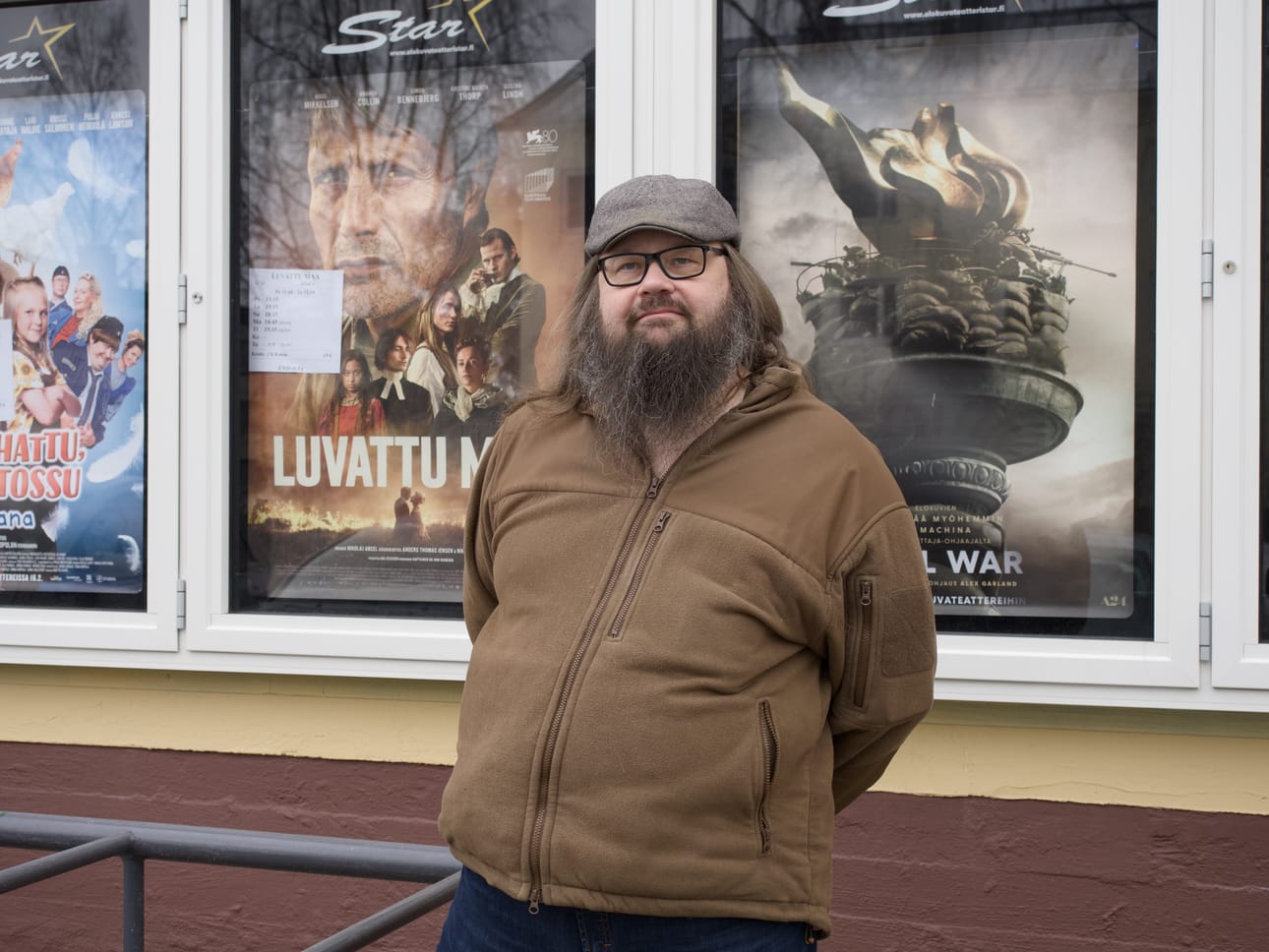 Esa Paloniemelle maistuvat kaikenlaiset westernit, myös tanskalaiset.