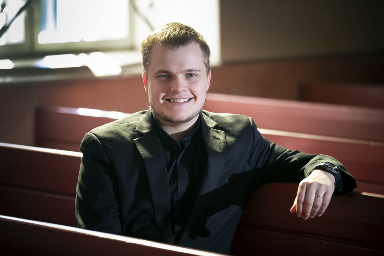 Ossi Kaikkonen lähti opiskelemaan teologiaa, kun tuntui, että muita vaihtoehtoja ei enää ole.