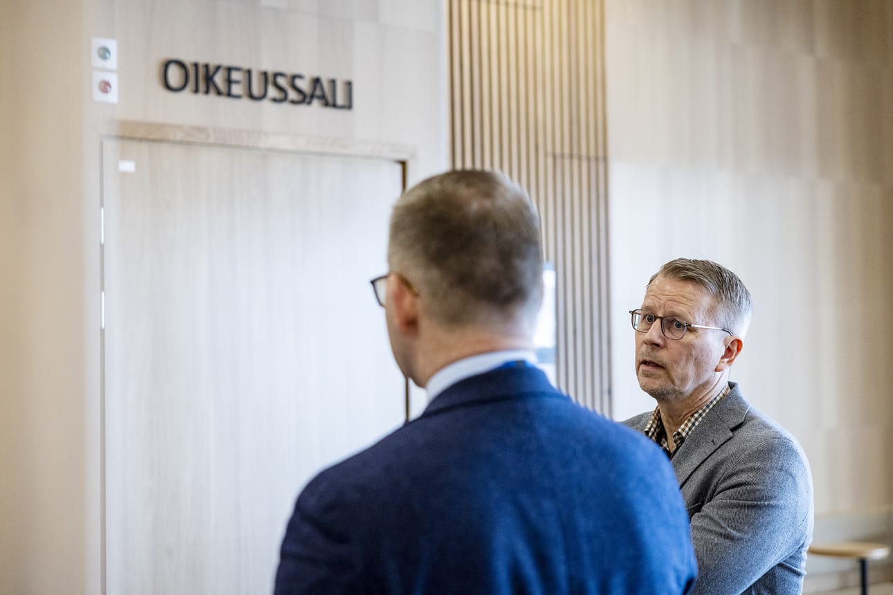 Oulun käräjäoikeuden käräjätuomarin Jyrki Määtän mukaan oikeudenkäytössä kuultavan uhkaaminen on melko harvinainen, mutta vakava rikos. Arkistokuva.