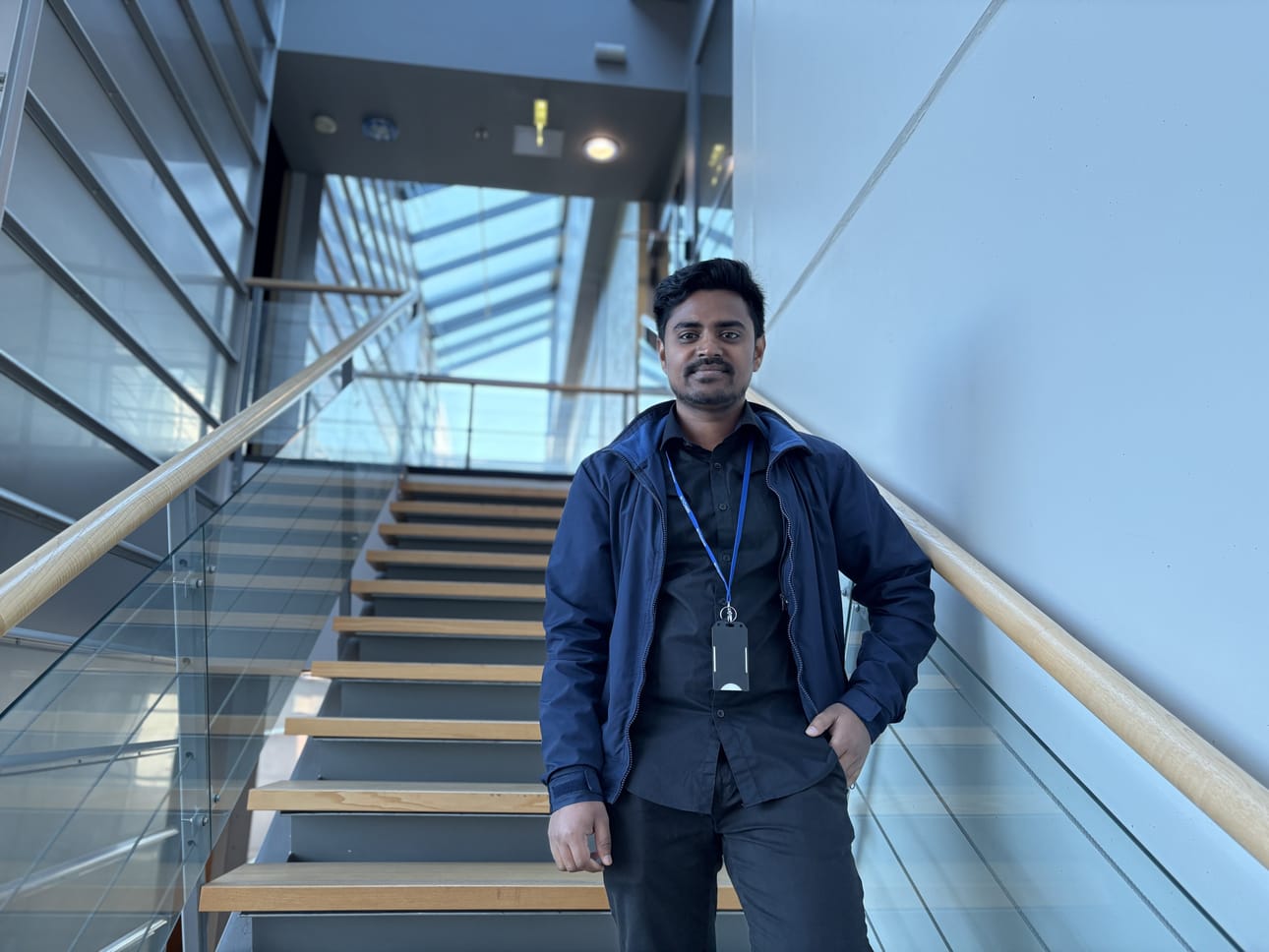 Ensimmäinen oman alan harjoittelu Suomessa vei Mitun Kanti Paulin kehitysprojektin pariin, jossa hän työskenteli konenäön ja kuvankäsittelyn parissa.