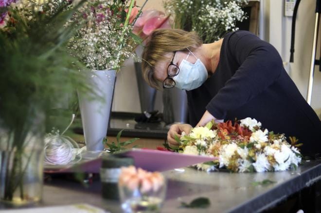 Johanna Kangastie kouluttautui Jamissa puutarhuriksi ja nyt vielä floristiksikin.