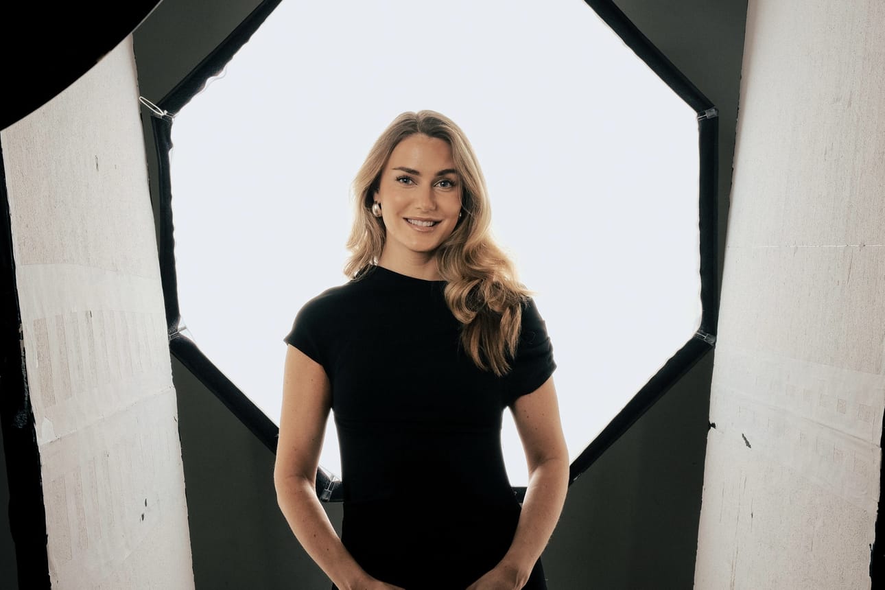 Veronika Mikheeva ajattelee olevansa parhaimmillaan silloin, kun hän työskentelee paineen alla. Siksi hän kokee, että monipuolinen artistimanagerin työ sopii hänelle hyvin.