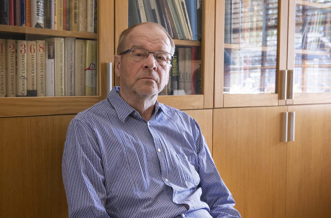 Oululainen psykiatrian emeritusprofessori Matti Isohanni arvelee, että terveystekijät saattoivat olla yksi taustatekijöistä presidentin vallan vähentämiseen 2000-luvulla. Matti Isohanni on tutkinut aiemmin muun muassa lahjakkuuden ja mielenterveyshäiriöiden suhdetta esimerkkeinään Vilho Lampi ja Leevi Madetoja.
