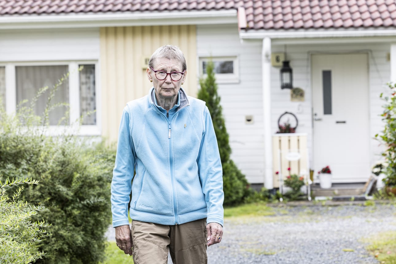Laihialainen Riitta Huhtamäki puhuu suunsa puhtaaksi, mitä tulee Pohjanmaan hyvinvointialueen ajanvarauspalveluihin.