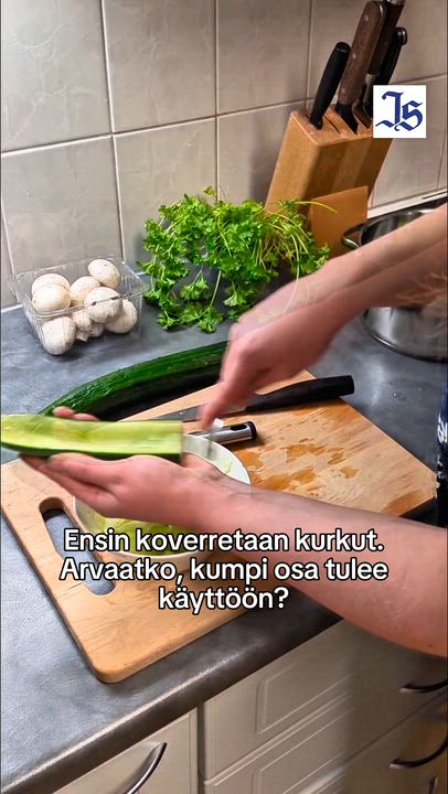 Maistuisivatko täytetyt kurkkuveneet? Testasimme vuoden 1989 oudointa reseptiä