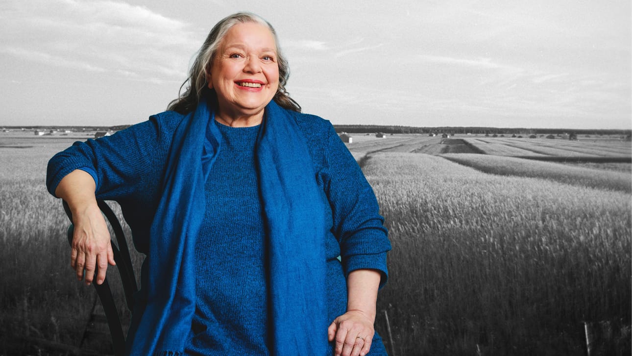 Kirsti Manninen sanoo haudutelleensa pitkään ajatusta Etelä-Pohjanmaalle sijoittuvasta romaanisarjasta. Nyt viimein on tullut sen aika.