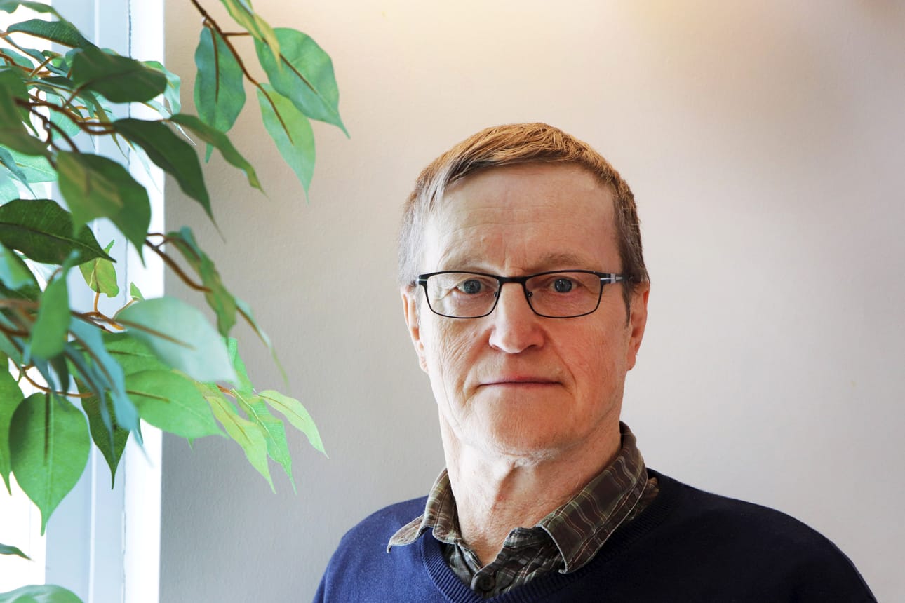 Vesa Holmströn muistuttaa veteraaneja ja heidän puolisoitaan ja omaisiaan hakemaan tukea niin kaupungin kuin veteraanijärjestöjen kautta.